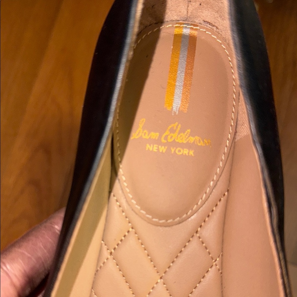 Sam Edelman Black and Gold Flats with Quilted Insole - Picture 3 of 4